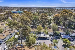 Photo #2: 260005711 Listing 