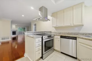 Photo #5: 260005711 Listing 