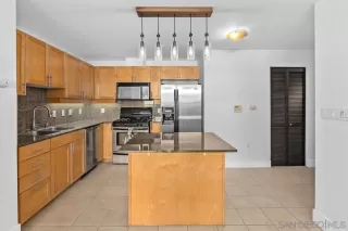 Photo #5: 260005724 Listing 