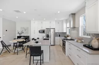 Photo #4: 260005726 Listing 