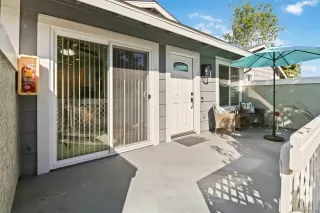 Photo #6: 260005728 Listing