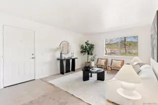 Photo #1: 260005732 Listing