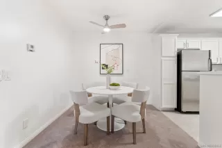 Photo #4: 260005732 Listing