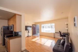 Photo #4: 260005736 Listing 