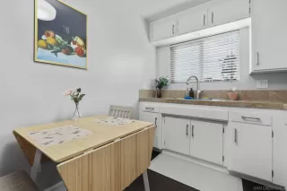 Photo #5: 260005738 Listing 