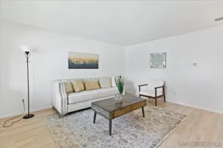 Photo #5: 260005739 Listing