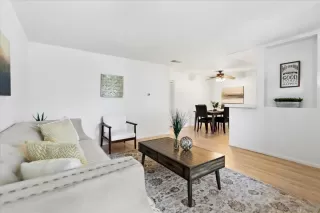 Photo #6: 260005739 Listing