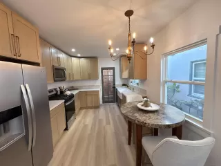 Photo #2: 260005752 Listing 