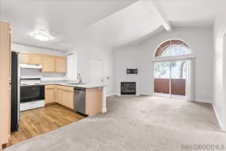 Photo #2: 260005754 Listing 