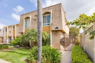 Photo #1: 260005778 Listing 