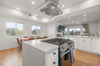 Photo #2: 260005784 Listing 