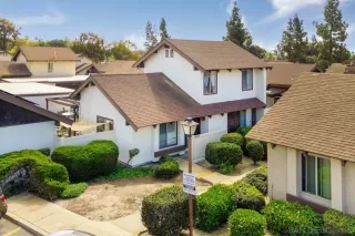 Photo #3: 260005793 Listing 