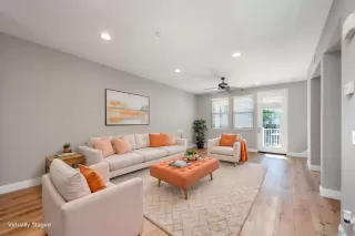 Photo #2: 260005816 Listing 