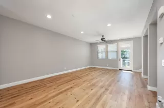 Photo #3: 260005816 Listing 