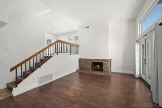 Photo #2: 260005818 Listing 