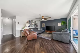 Photo #2: 260005819 Listing 