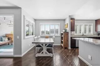 Photo #4: 260005819 Listing 