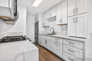 Photo #5: 260005838 Listing