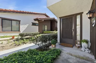 Photo #2: 260005840 Listing