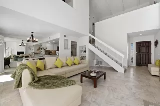 Photo #4: 260005840 Listing