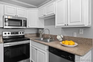 Photo #6: 260005847 Listing 