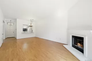 Photo #3: 260005849 Listing