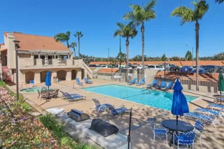 Photo #1: 260005855 Listing 