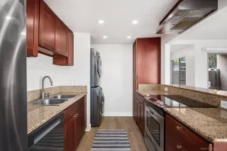 Photo #6: 260005871 Listing