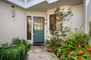 Photo #3: 260005877 Listing