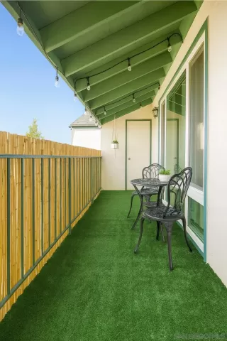 Photo #1: 260005898 Listing