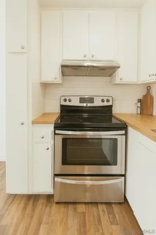 Photo #4: 260005898 Listing