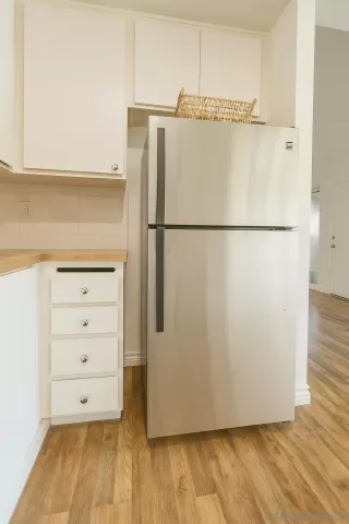 Photo #6: 260005898 Listing