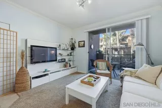 Photo #5: 260005911 Listing 