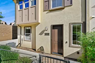 Photo #1: 260005920 Listing