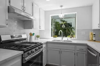 Photo #6: 260005934 Listing 