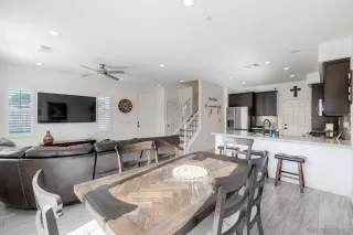 Photo #4: 260005939 Listing