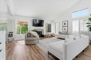 Photo #5: 260005940 Listing