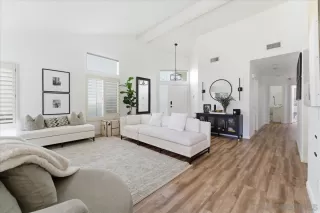 Photo #6: 260005940 Listing