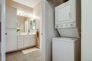 Photo #3: 260005948 Listing 