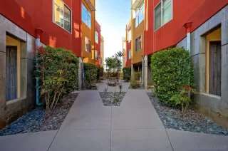 Photo #4: 260005968 Listing 