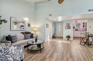 Photo #3: 260005976 Listing 