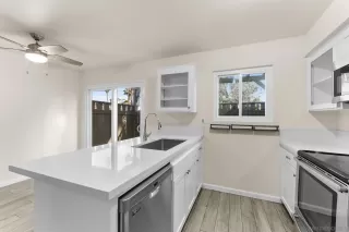 Photo #5: 260005993 Listing 