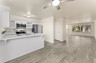 Photo #6: 260005993 Listing 