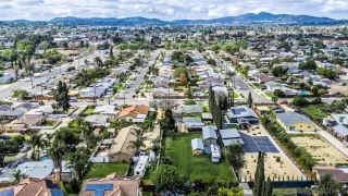 Photo #3: 260005994 Listing 