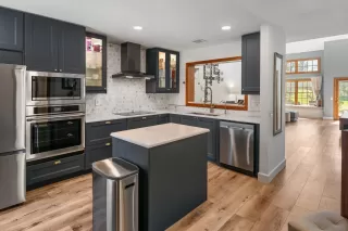 Photo #6: 260006010 Listing 