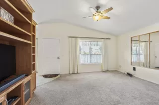 Photo #3: 260006013 Listing 