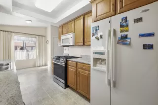 Photo #5: 260006013 Listing 