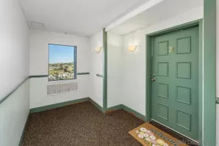 Photo #4: 260006020 Listing 