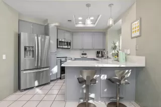 Photo #5: 260006023 Listing 