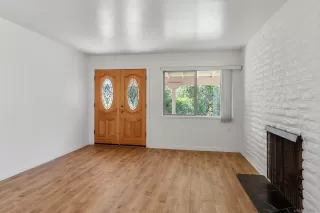 Photo #2: 260006029 Listing 